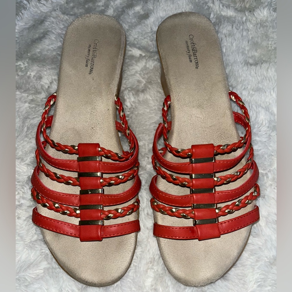 Croft & Barrow Memory Foam Red/Gold Platform Sandals Women’s size 8